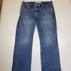 Signature Levi Strauss  Jeans Mens 36x29 Blue Denim Straight Relaxed Stretch